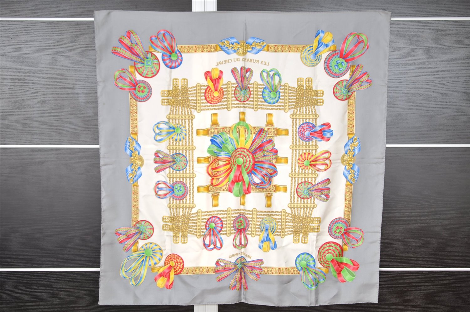 Authentic HERMES Carre 90 Scarf 