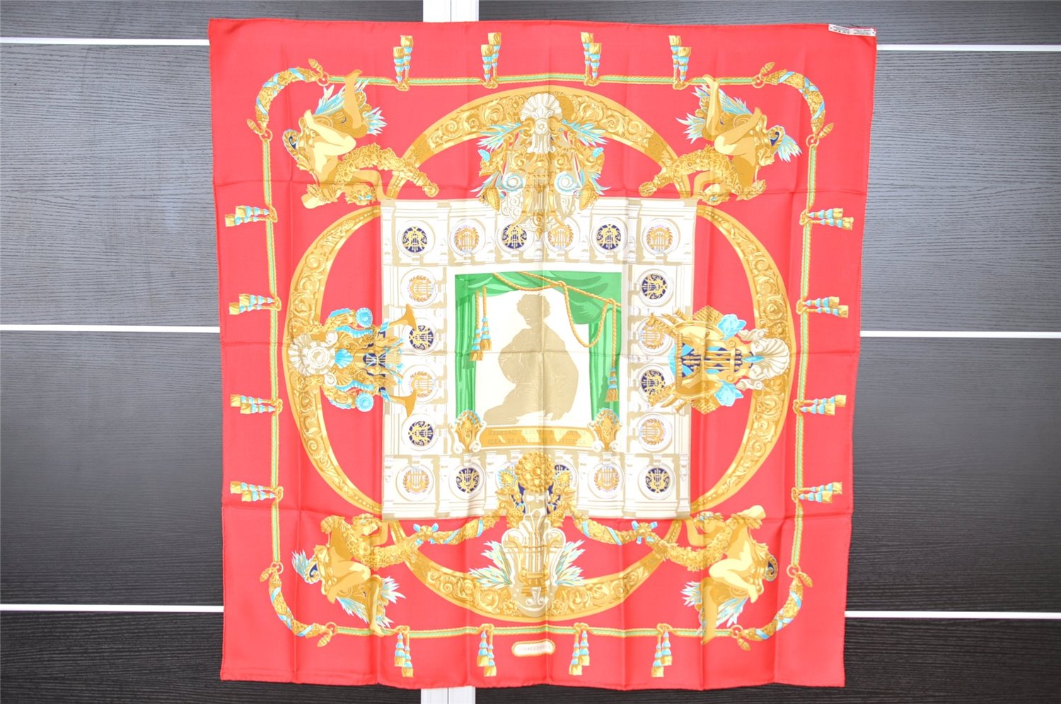 Authentic HERMES Carre 90 Scarf 