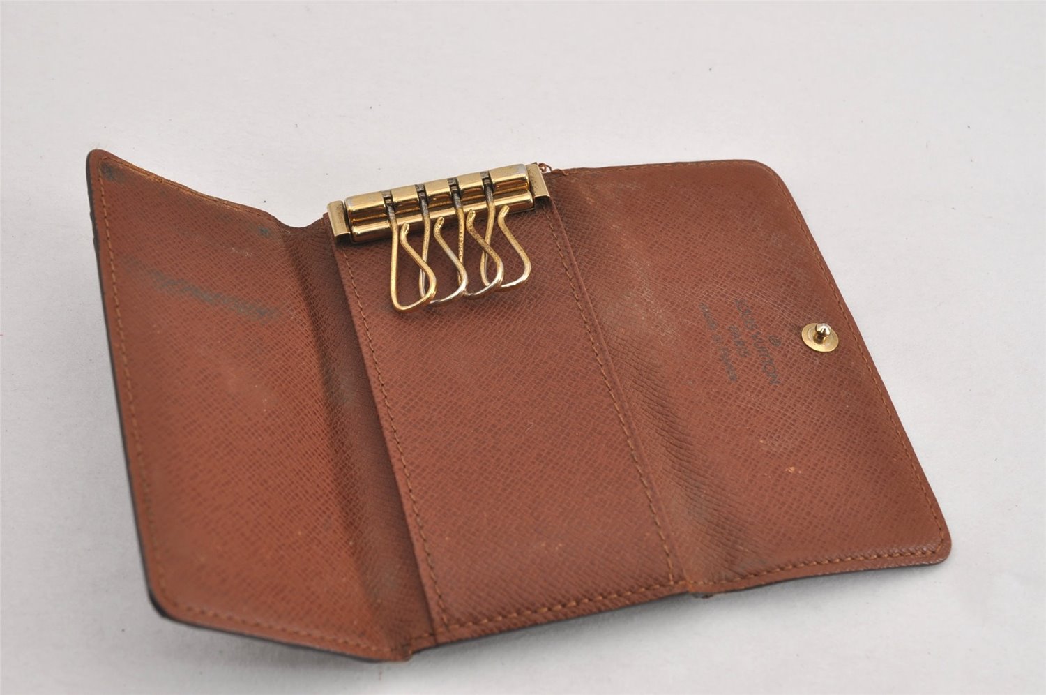 Authentic Louis Vuitton Monogram Multicles 4 Four Hooks Key Case M62631 LV K4954