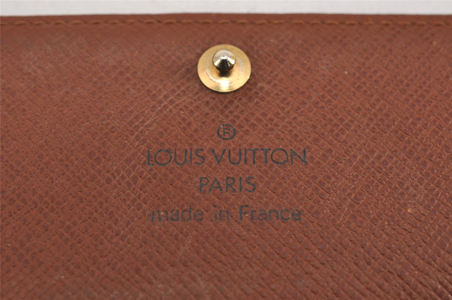 Authentic Louis Vuitton Monogram Multicles 4 Four Hooks Key Case M62631 LV K4954