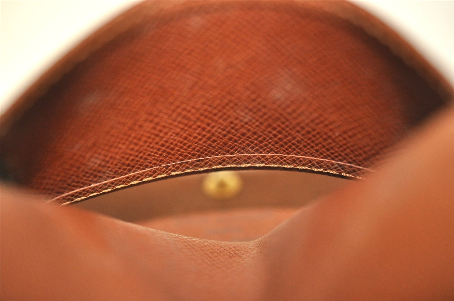 Authentic Louis Vuitton Monogram Multicles 4 Four Hooks Key Case M62631 LV K4954