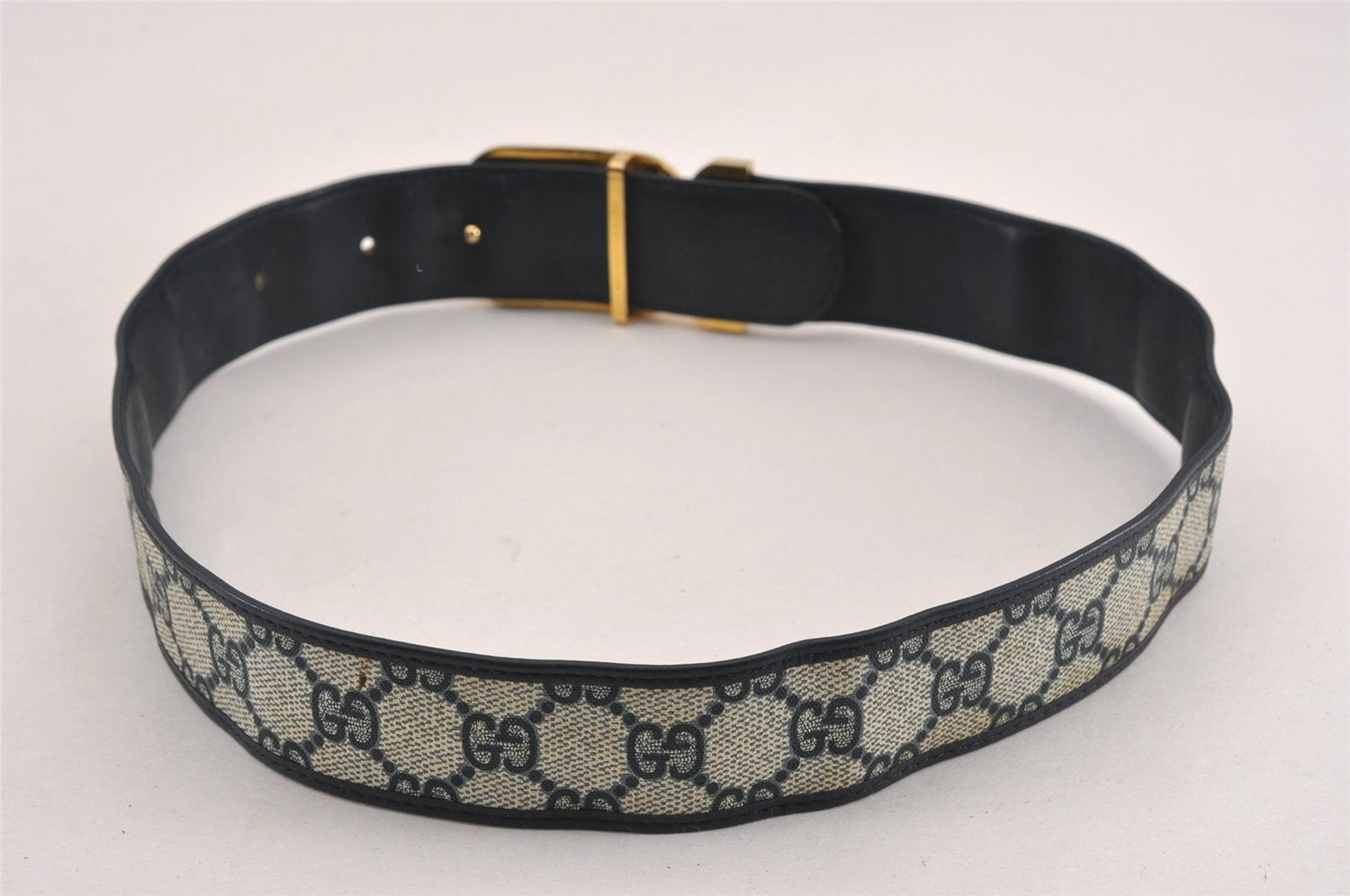 Authentic GUCCI Vintage Belt GG PVC Leather 26.4-28.7