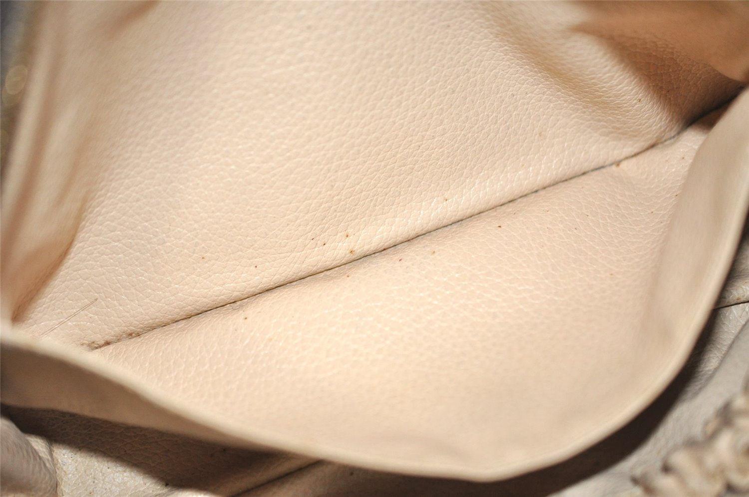 Auth Louis Vuitton Monogram Trousse Toilette 23 Clutch Hand Bag M47524 LV K4983