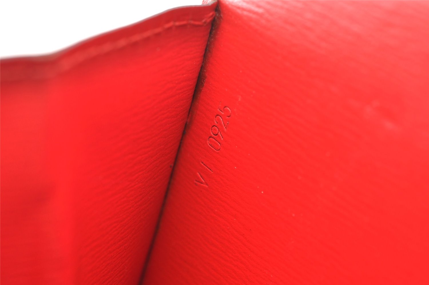 Authentic Louis Vuitton Epi Capucines Shoulder Cross Bag Red M52347 LV K4989