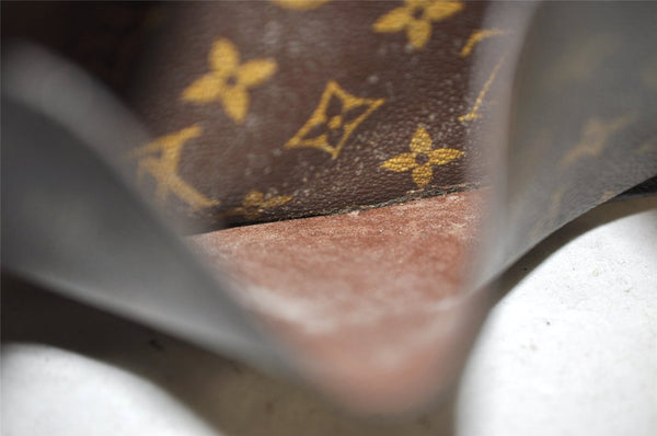 Authentic Louis Vuitton Monogram Saint Cloud MM M51243 Shoulder Cross Bag K4996