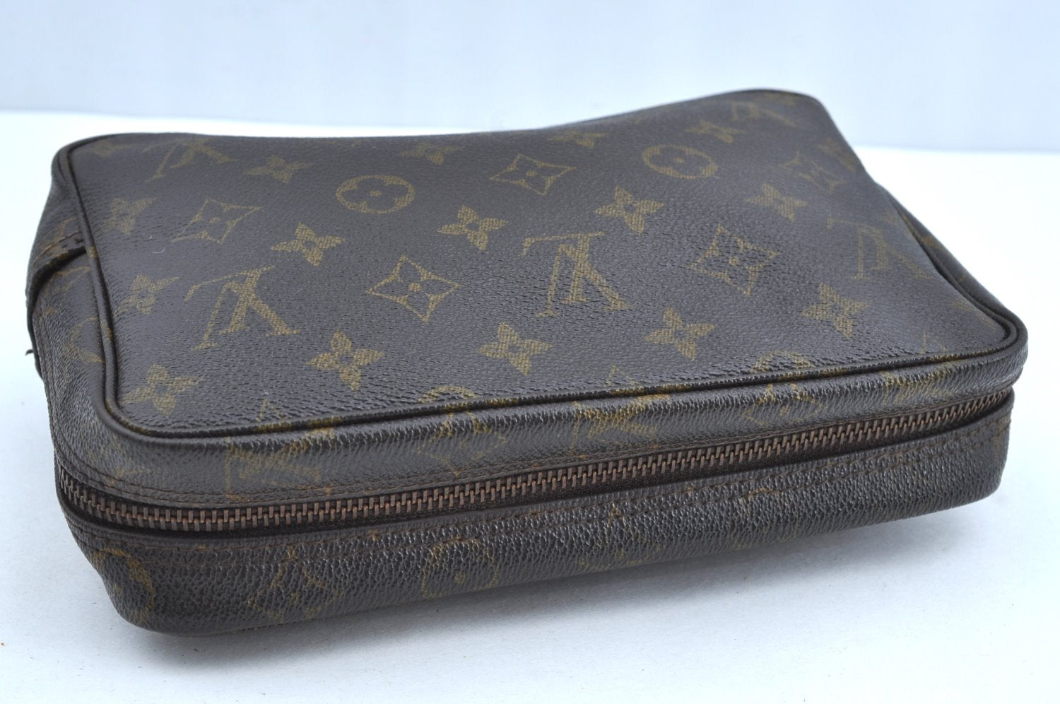 Authentic Louis Vuitton Monogram Trousse Toilette 23 Clutch Hand Bag Junk K5043