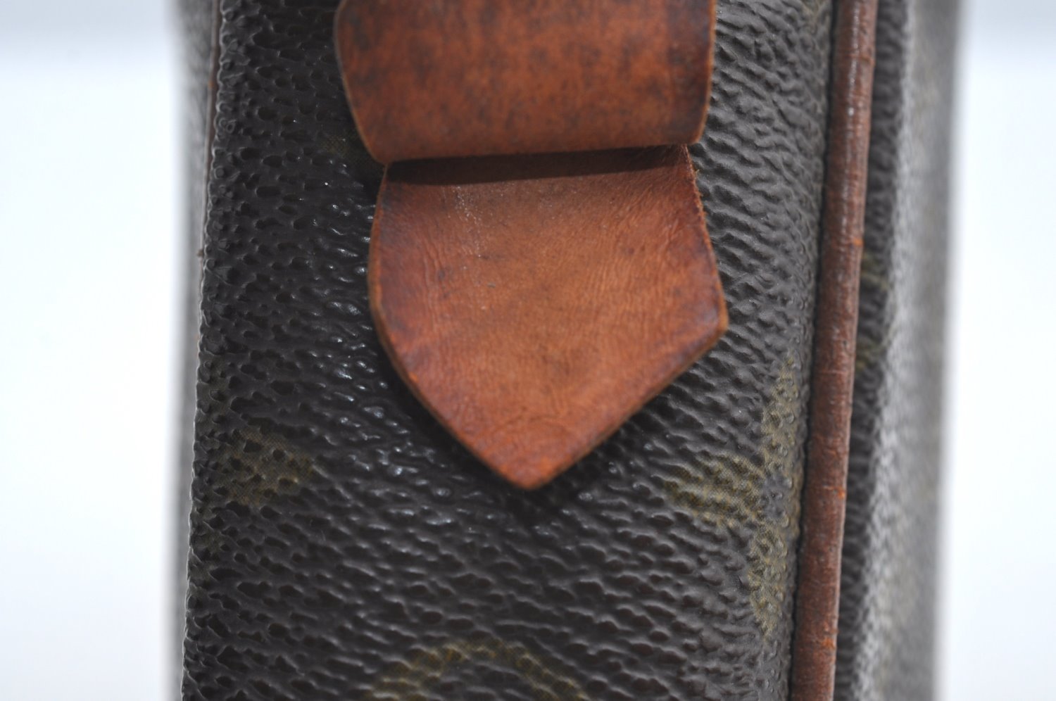 Auth Louis Vuitton Monogram Danube Shoulder Cross Bag Old Model LV Junk K5056