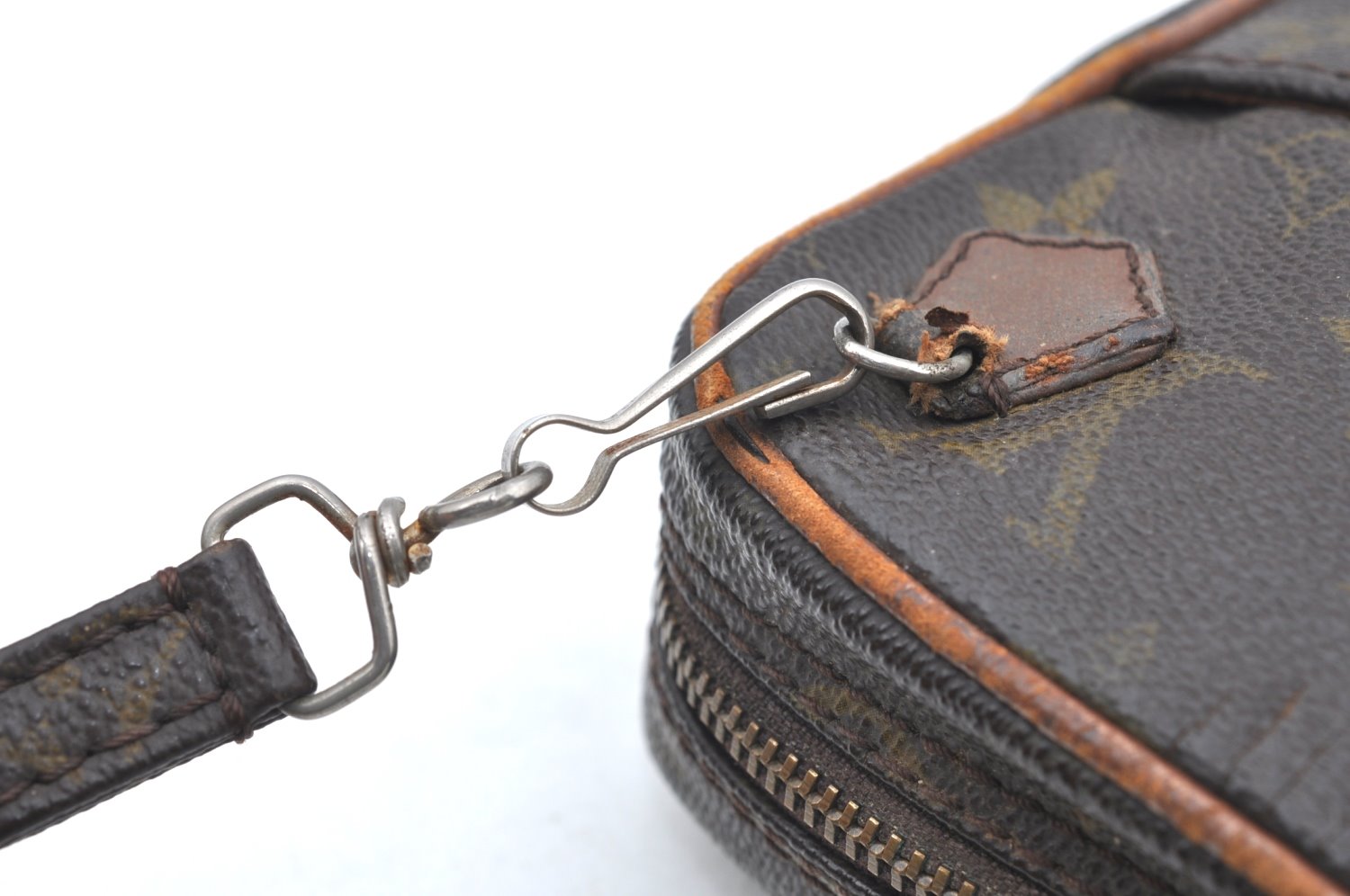 Auth Louis Vuitton Monogram Danube Shoulder Cross Bag Old Model LV Junk K5056