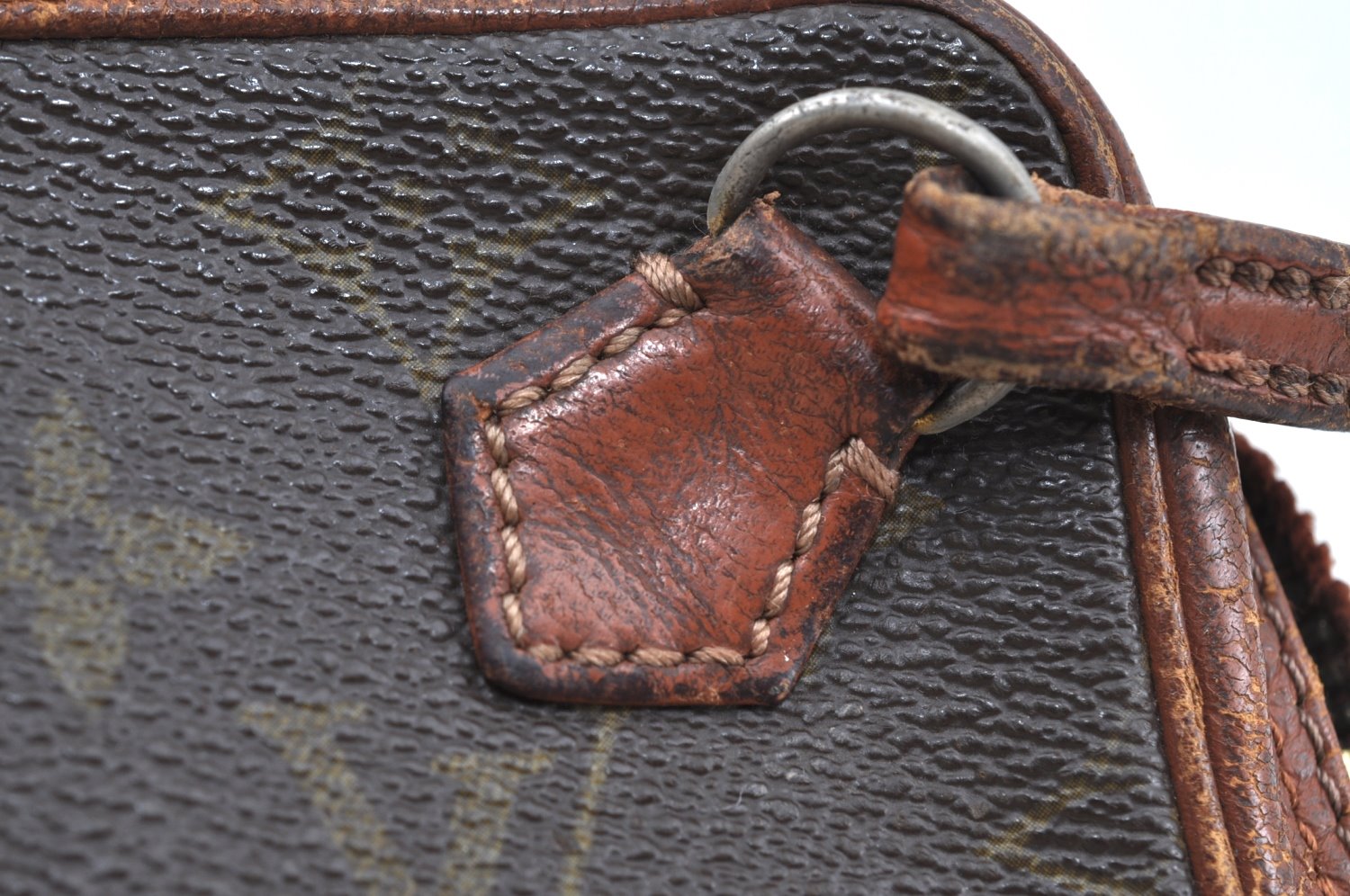 Authentic Louis Vuitton Monogram Pochette Sport Clutch Bag Old Model Junk K5061