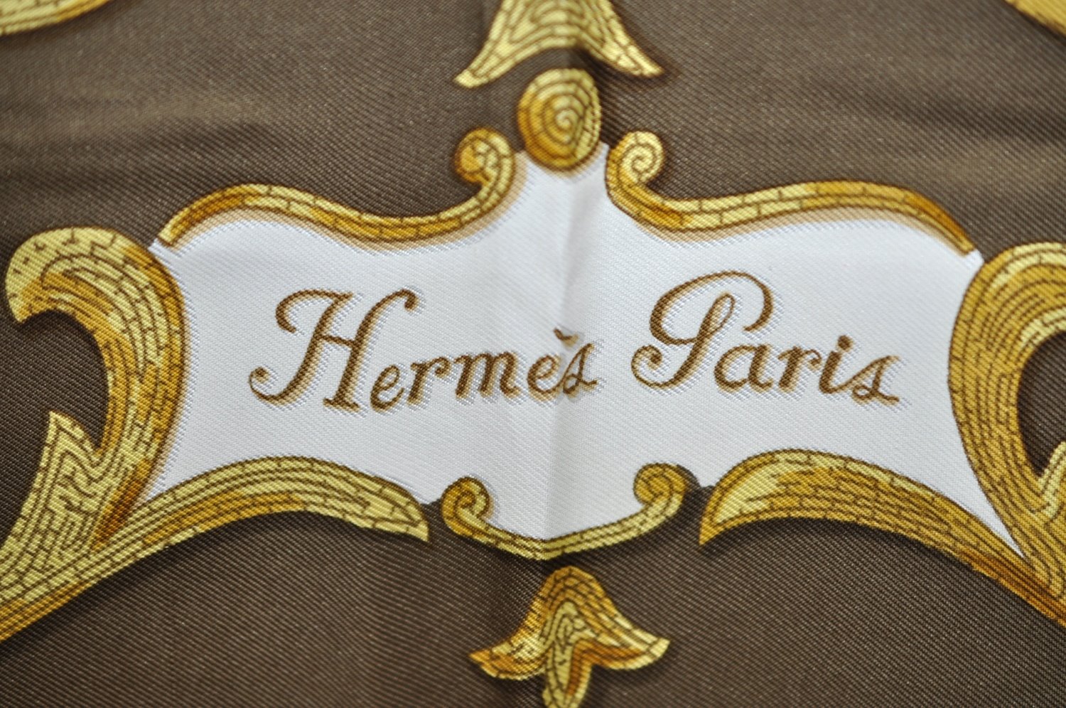 Authentic HERMES Carre 90 Scarf 