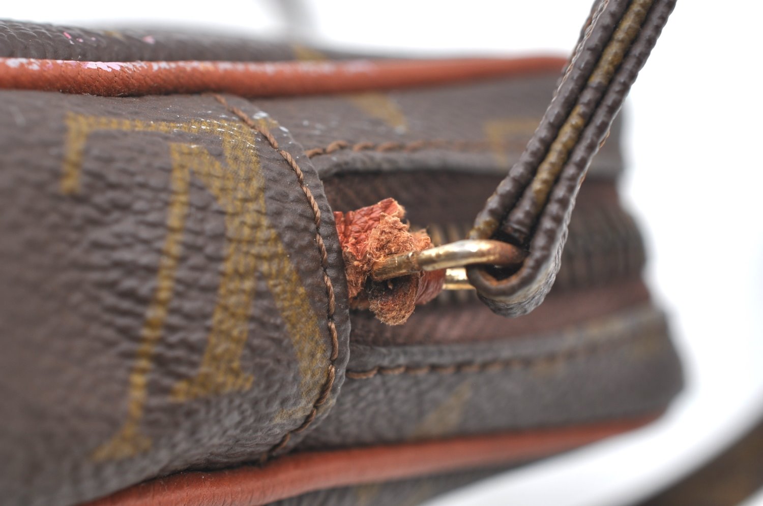 Auth Louis Vuitton Monogram Mini Poche Danube Shoulder Cross Bag Old Model K5065