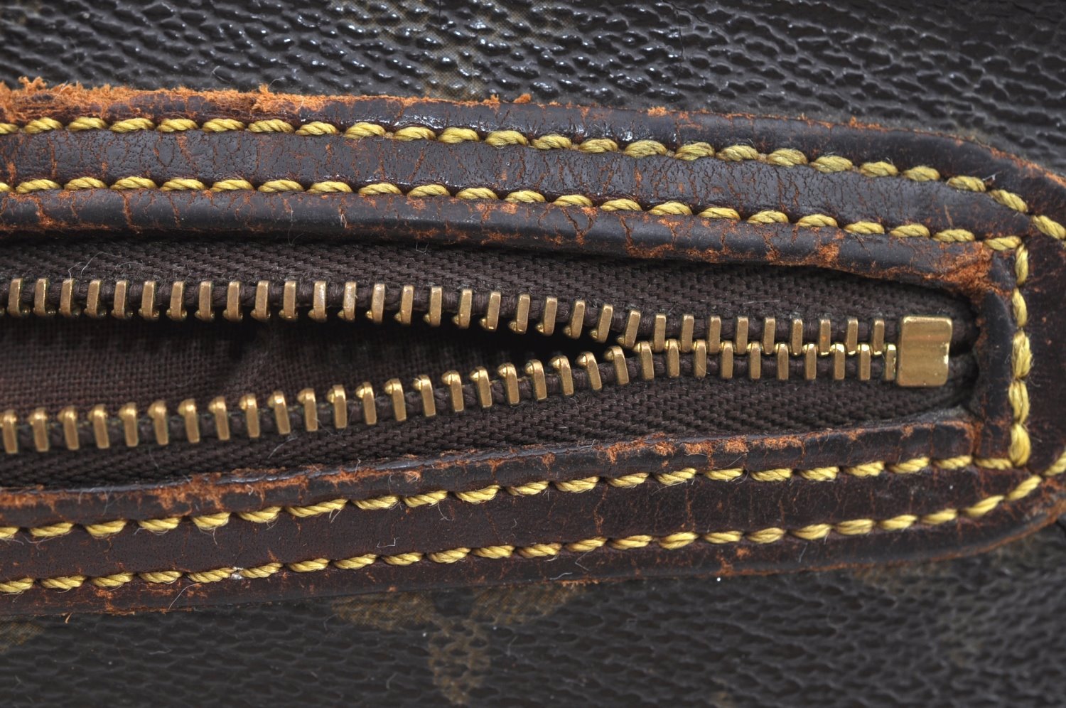 Auth Louis Vuitton Monogram Marly Dragonne GM Clutch Bag Old Model LV Junk K5070