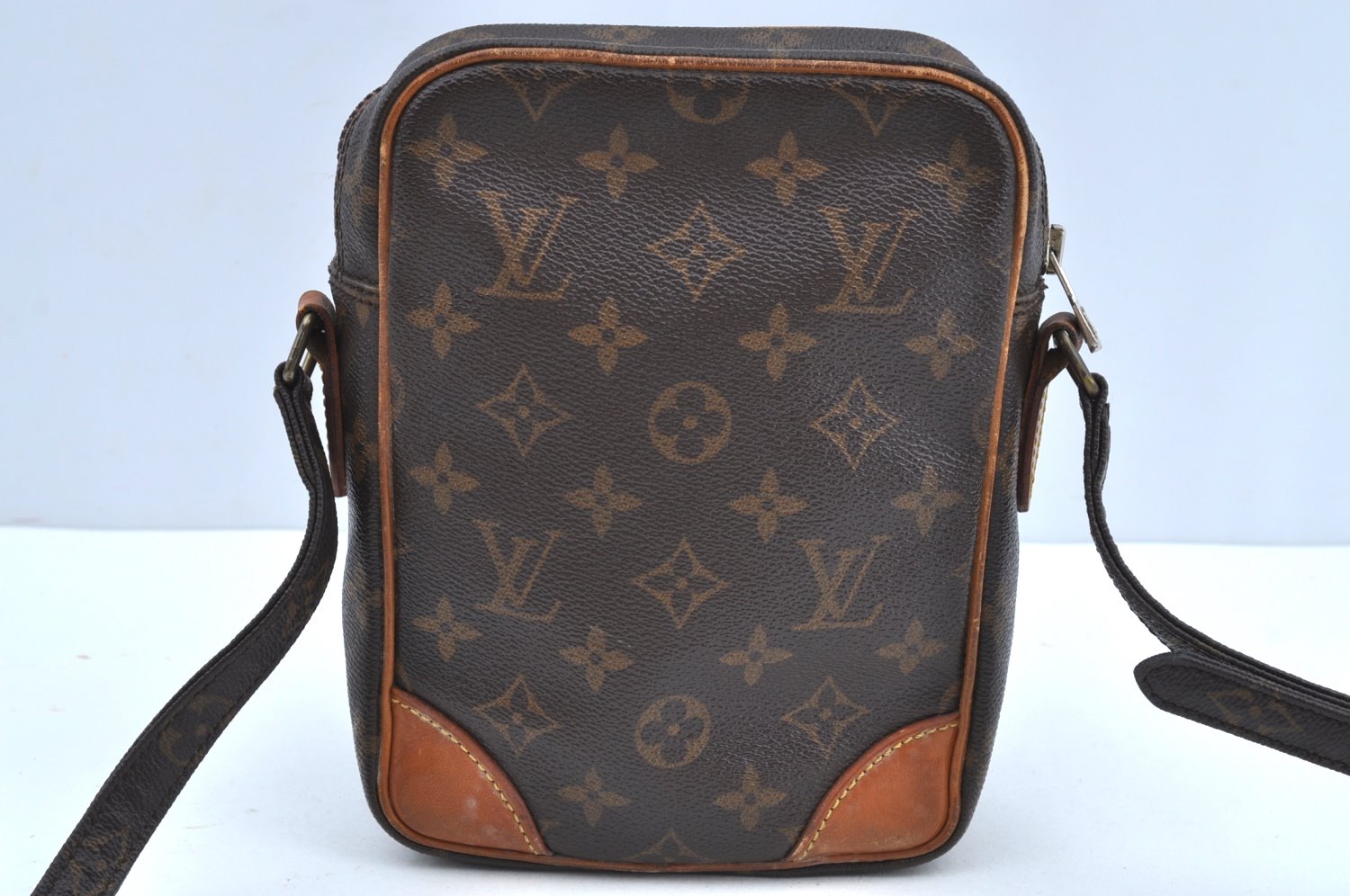 Authentic Louis Vuitton Monogram Amazone Shoulder Cross Body Bag M45236 LV K5077
