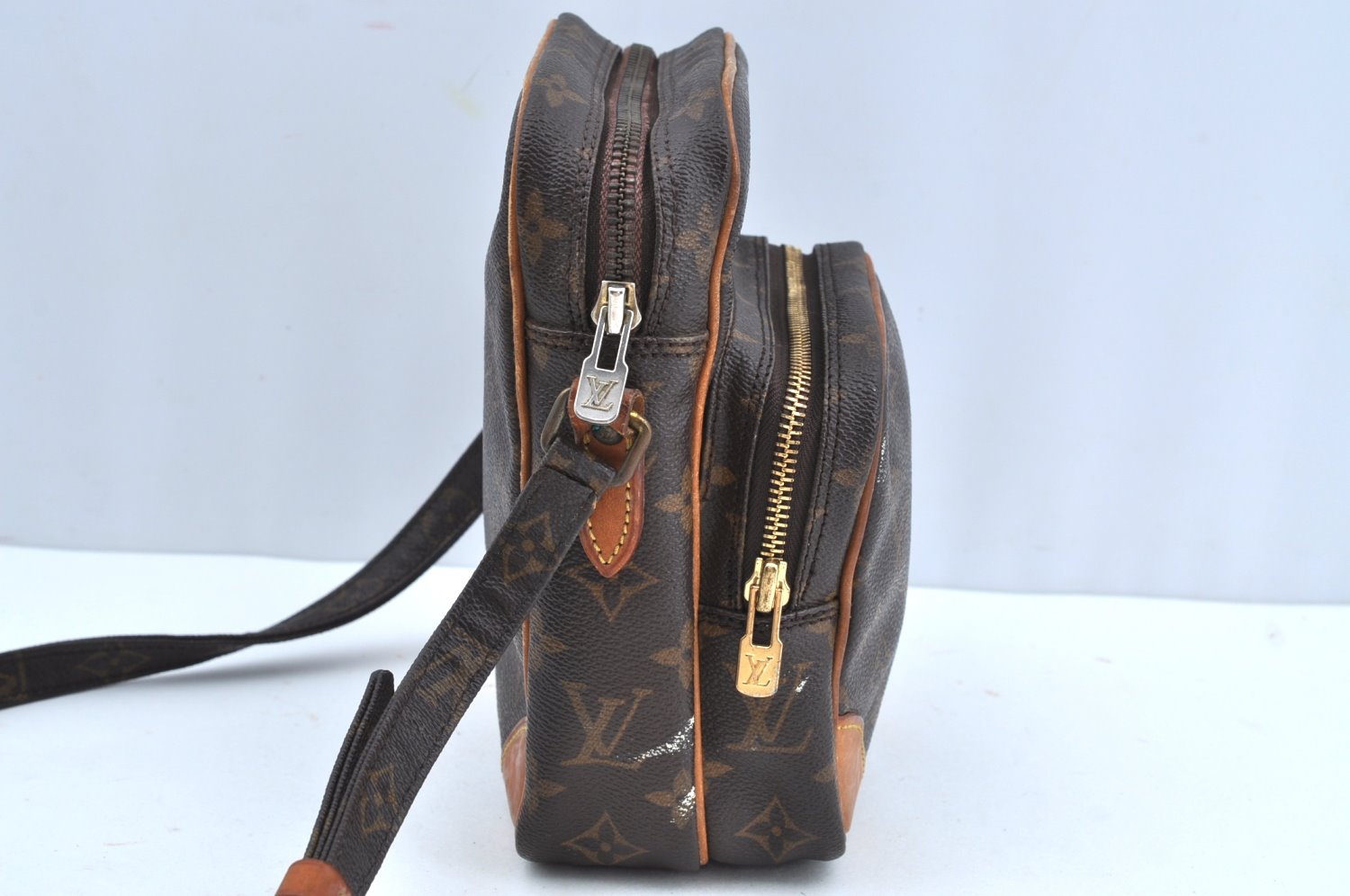 Authentic Louis Vuitton Monogram Amazone Shoulder Cross Body Bag M45236 LV K5077