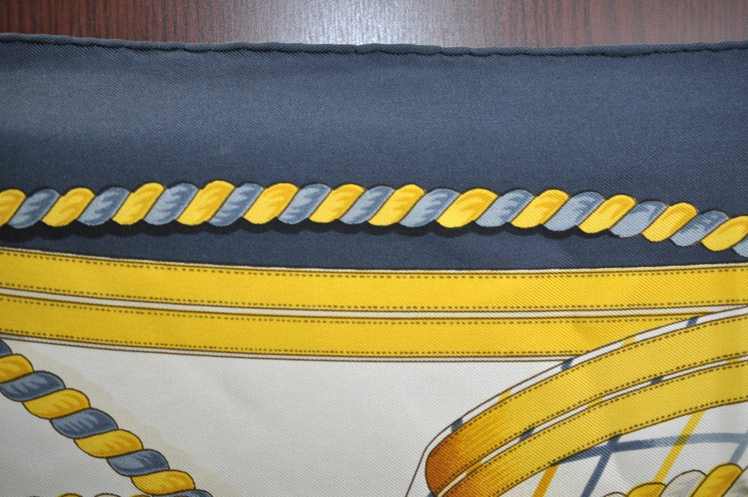 Authentic HERMES Carre 90 Scarf 