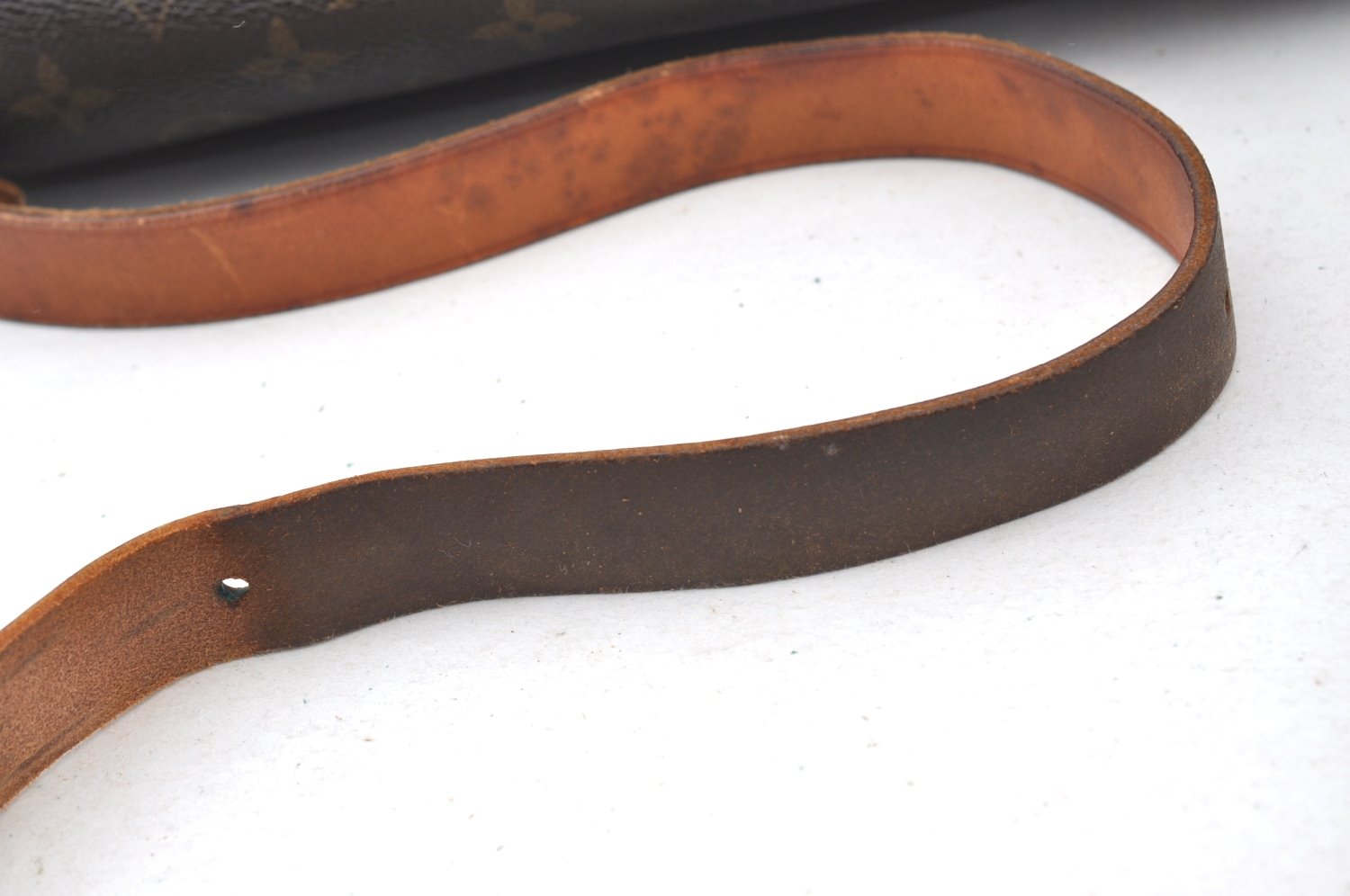 Authentic Louis Vuitton Monogram Cartouchiere GM Shoulder Bag Old Model LV K5096