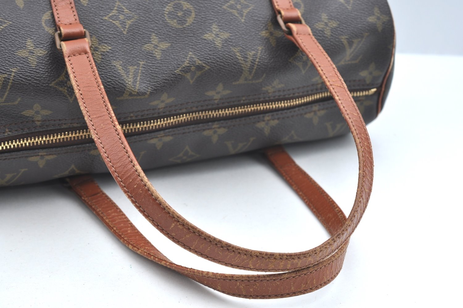 Authentic Louis Vuitton Monogram Papillon 30 Hand Bag Old Model LV K5108