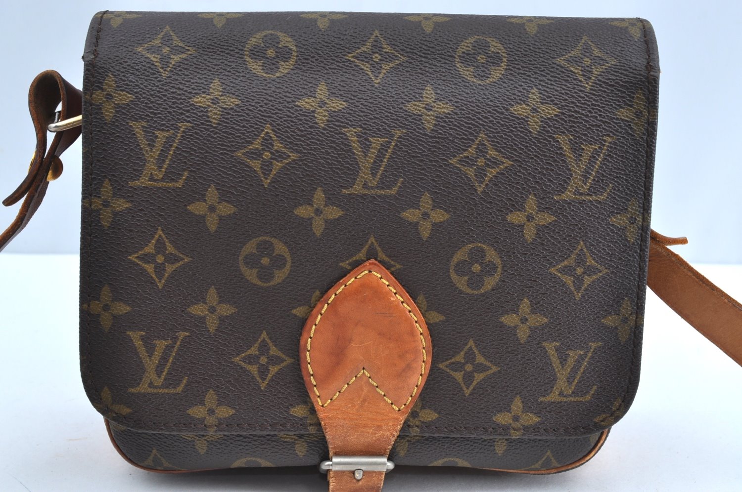 Authentic Louis Vuitton Monogram Cartouchiere MM Shoulder Bag Old Model LV K5114