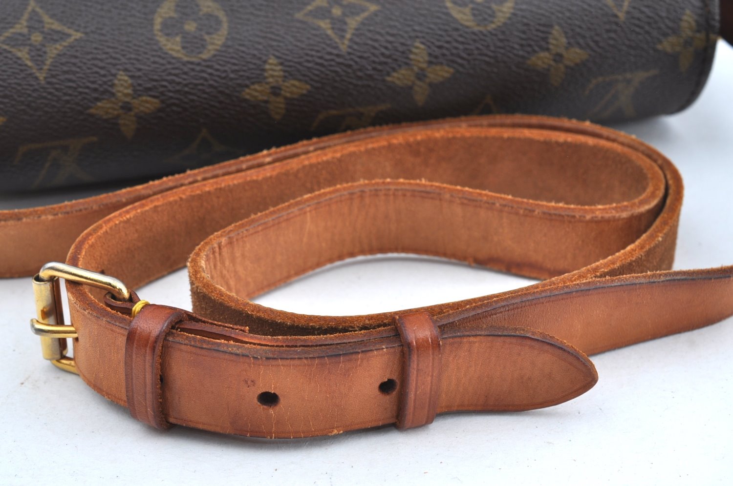 Authentic Louis Vuitton Monogram Cartouchiere MM Shoulder Bag Old Model LV K5114