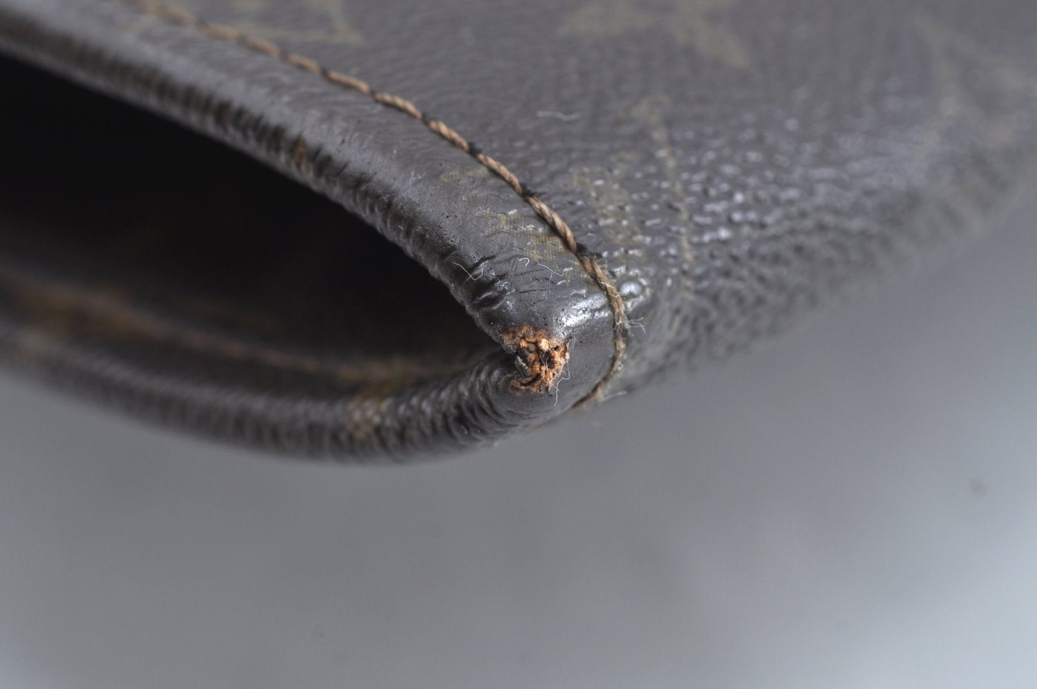 Authentic Louis Vuitton Monogram Poche Documents Document Case M53400 LV K5127