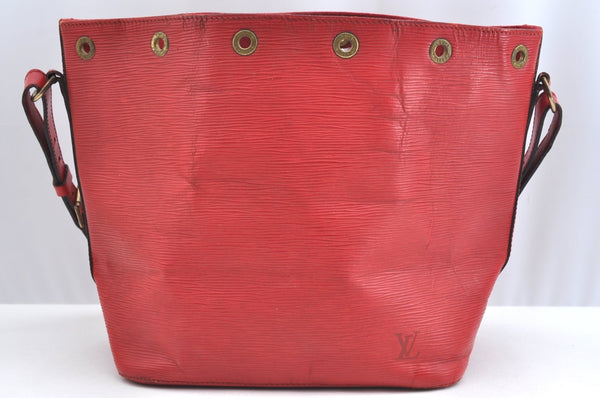 Authentic Louis Vuitton Epi Petit Noe Shoulder Drawstring Bag M44107 Red K5145