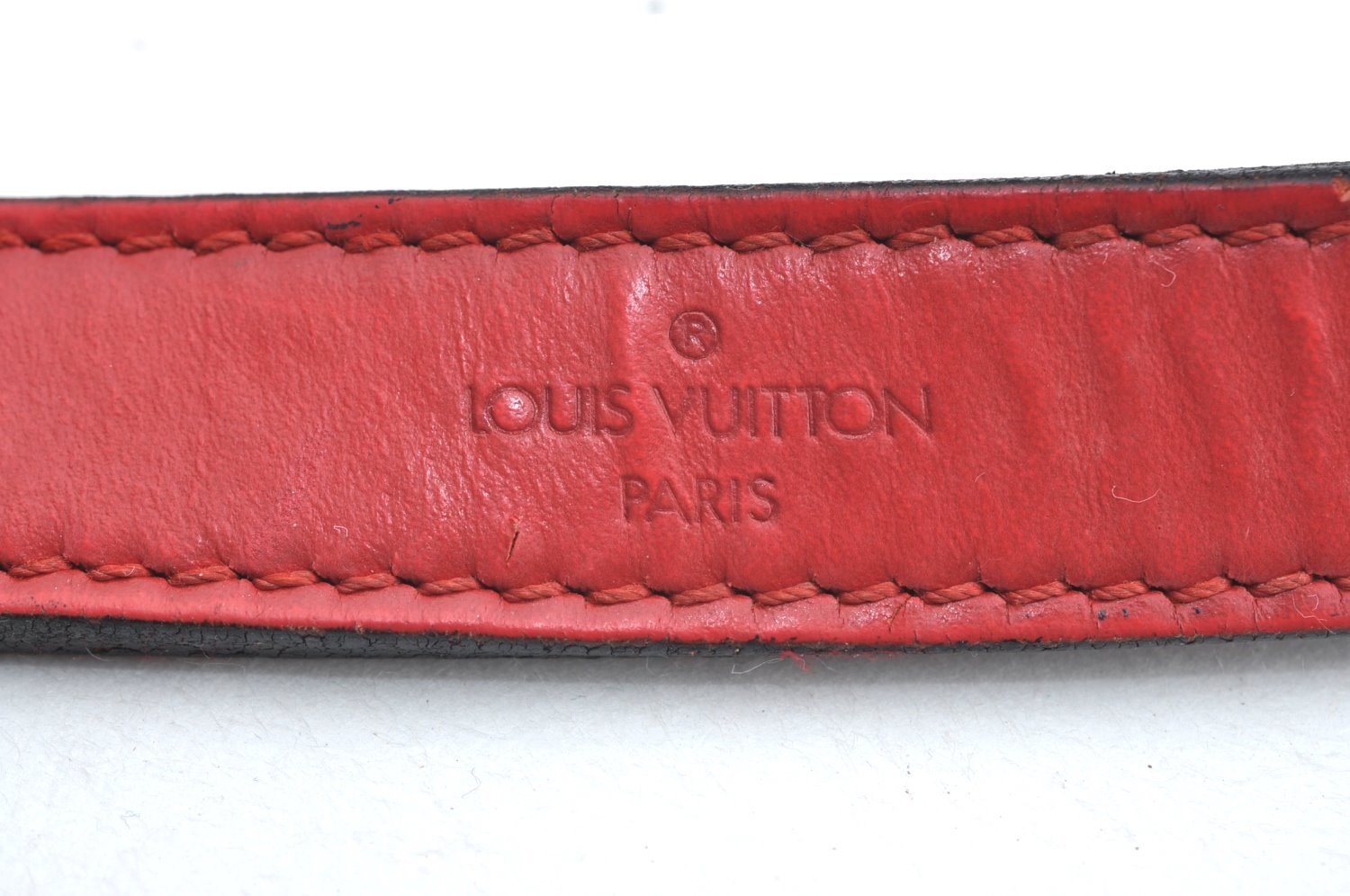 Authentic Louis Vuitton Epi Petit Noe Shoulder Drawstring Bag M44107 Red K5145