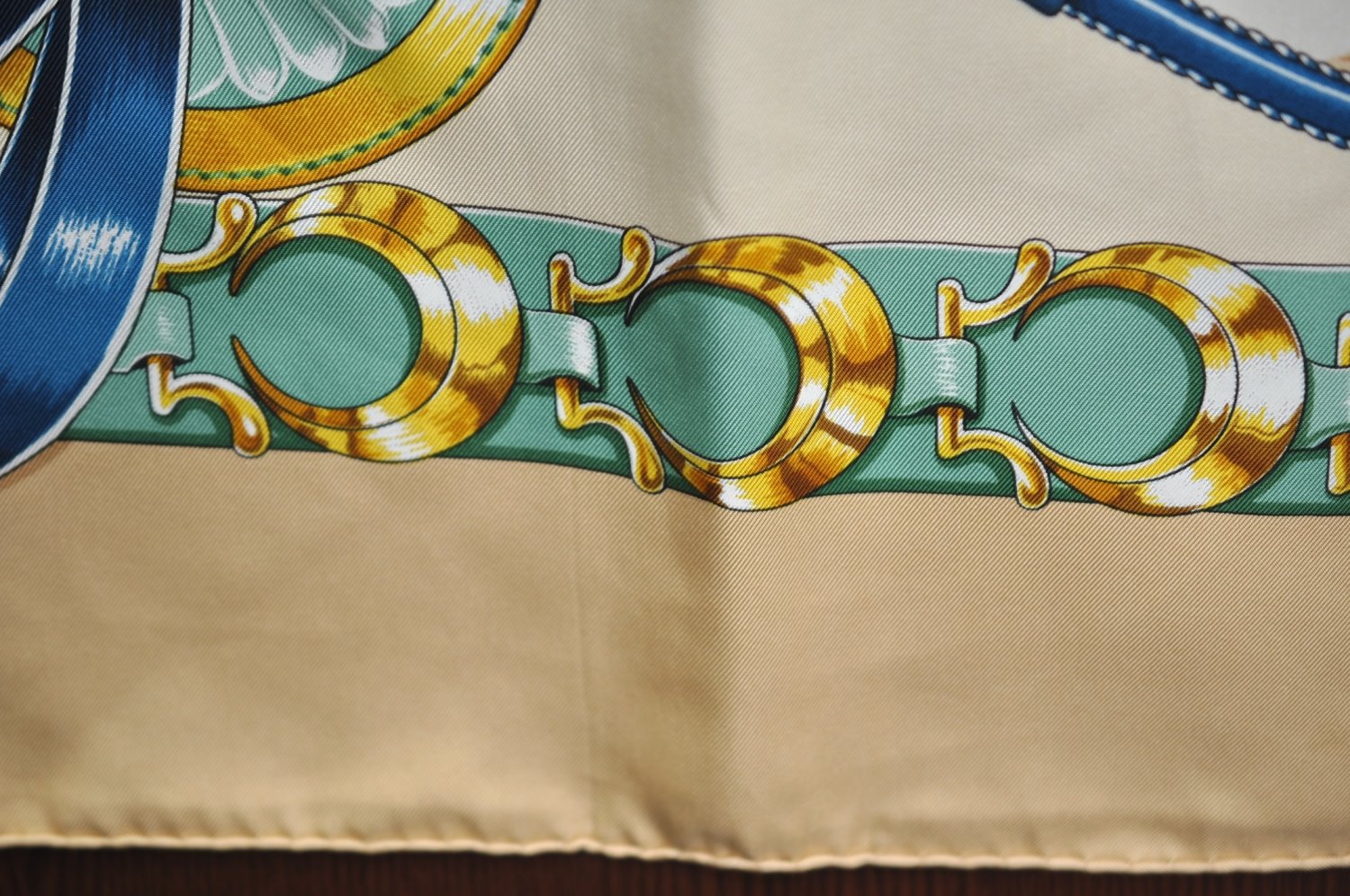 Authentic HERMES Carre 90 Scarf 