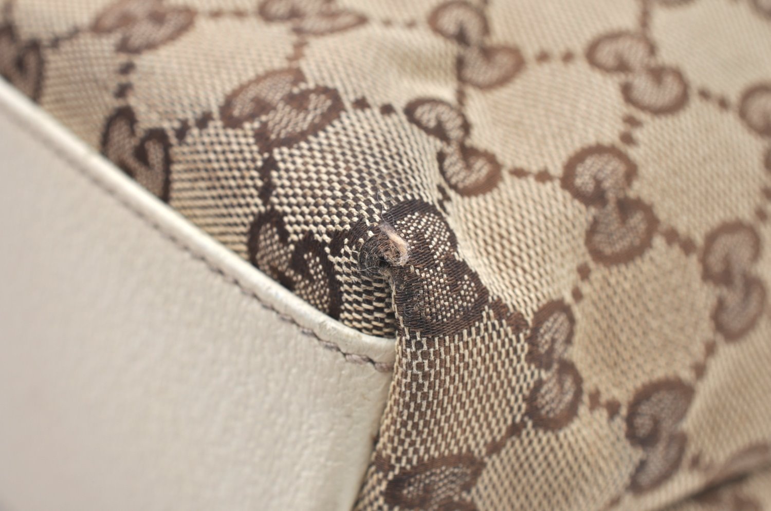 Authentic GUCCI Shoulder Tote Bag Purse GG Canvas Leather 153361 Brown K5165