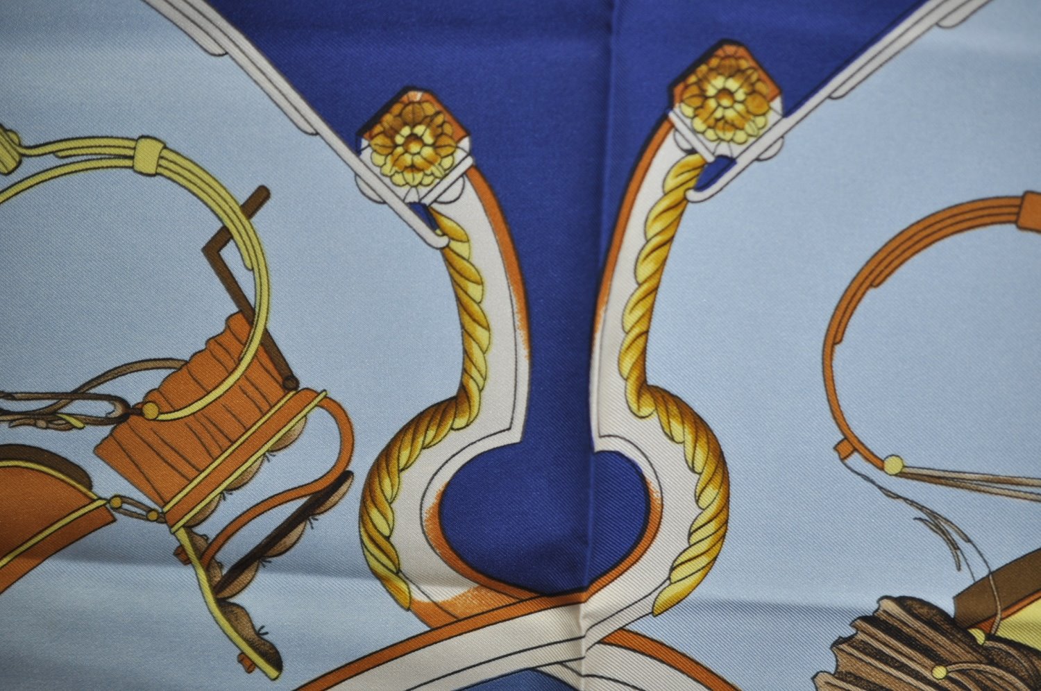 Authentic HERMES Carre 90 Scarf 