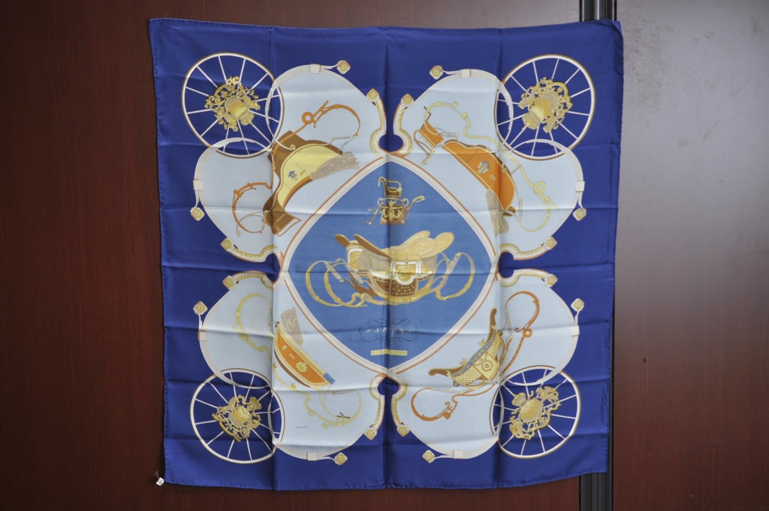 Authentic HERMES Carre 90 Scarf 