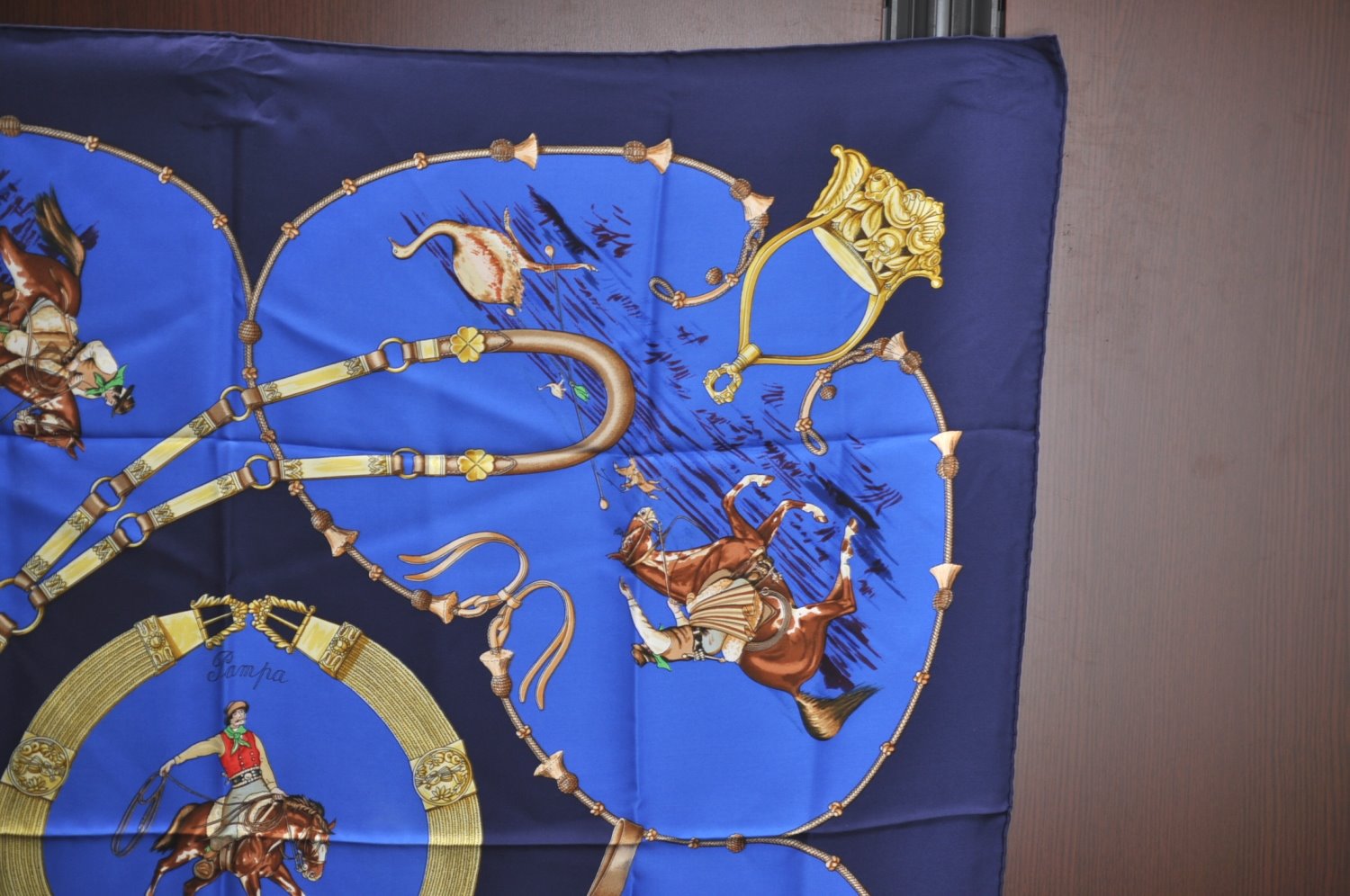 Authentic HERMES Carre 90 Scarf 