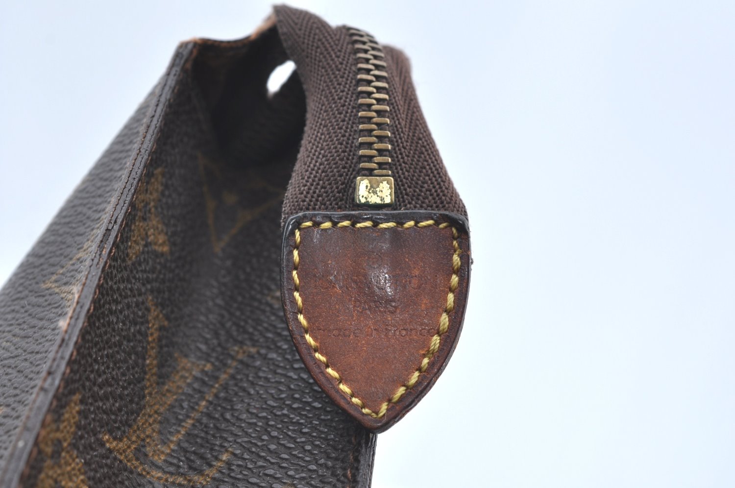 Auth Louis Vuitton Monogram Poche Toilette 26 Cosmetics Pouch Old Model LV K5202