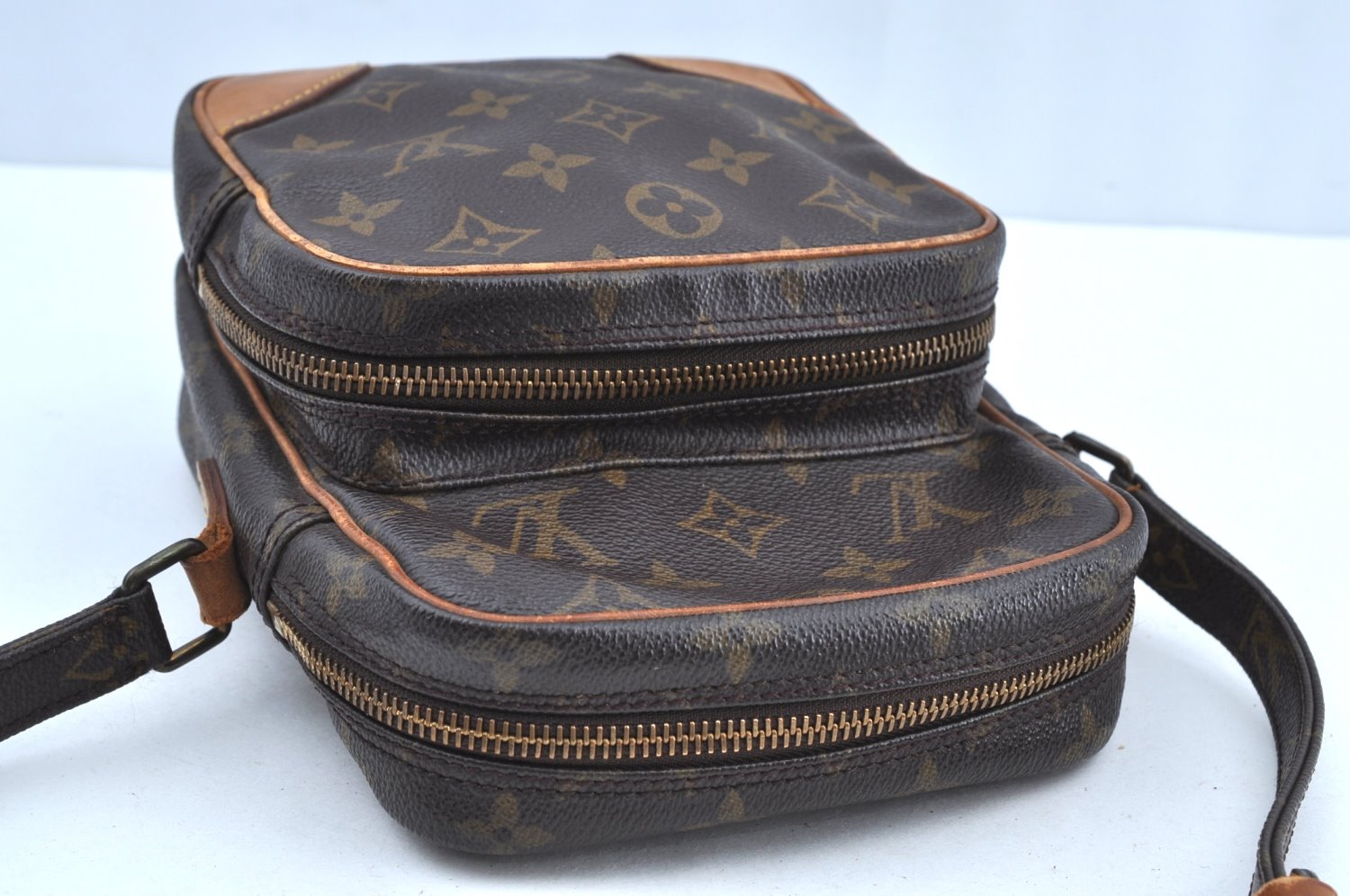 Authentic Louis Vuitton Monogram Amazone Shoulder Cross Body Bag M45236 LV K5212