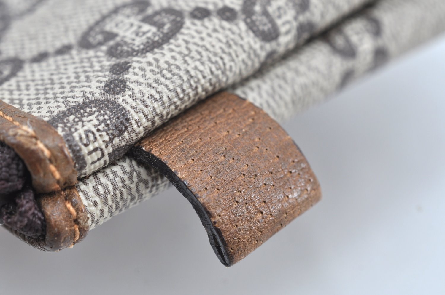 Authentic GUCCI GG Plus Clutch Hand Bag Purse PVC Leather Brown K5214