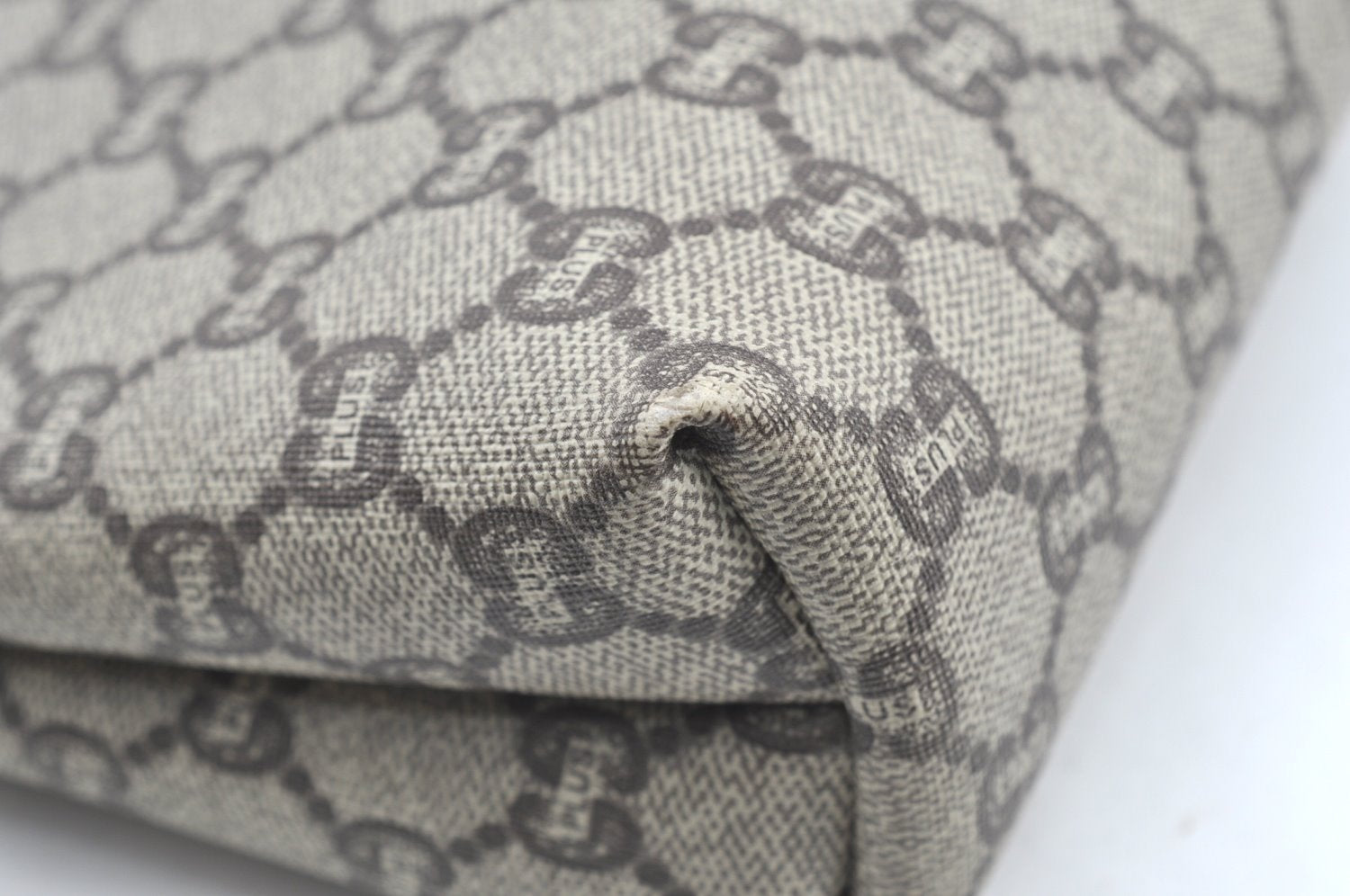 Authentic GUCCI GG Plus Clutch Hand Bag Purse PVC Leather Brown K5219