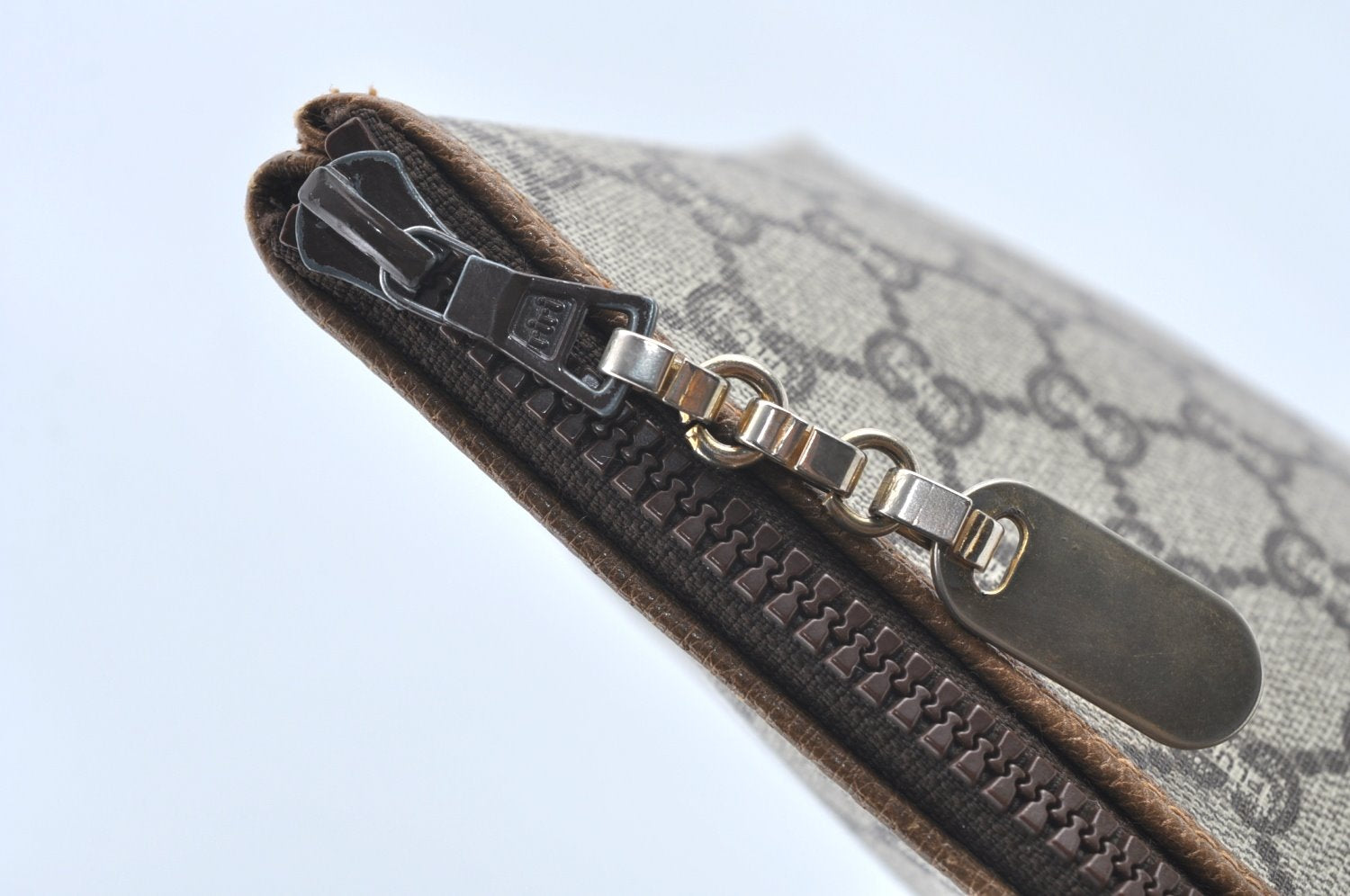 Authentic GUCCI GG Plus Clutch Hand Bag Purse PVC Leather Brown K5219