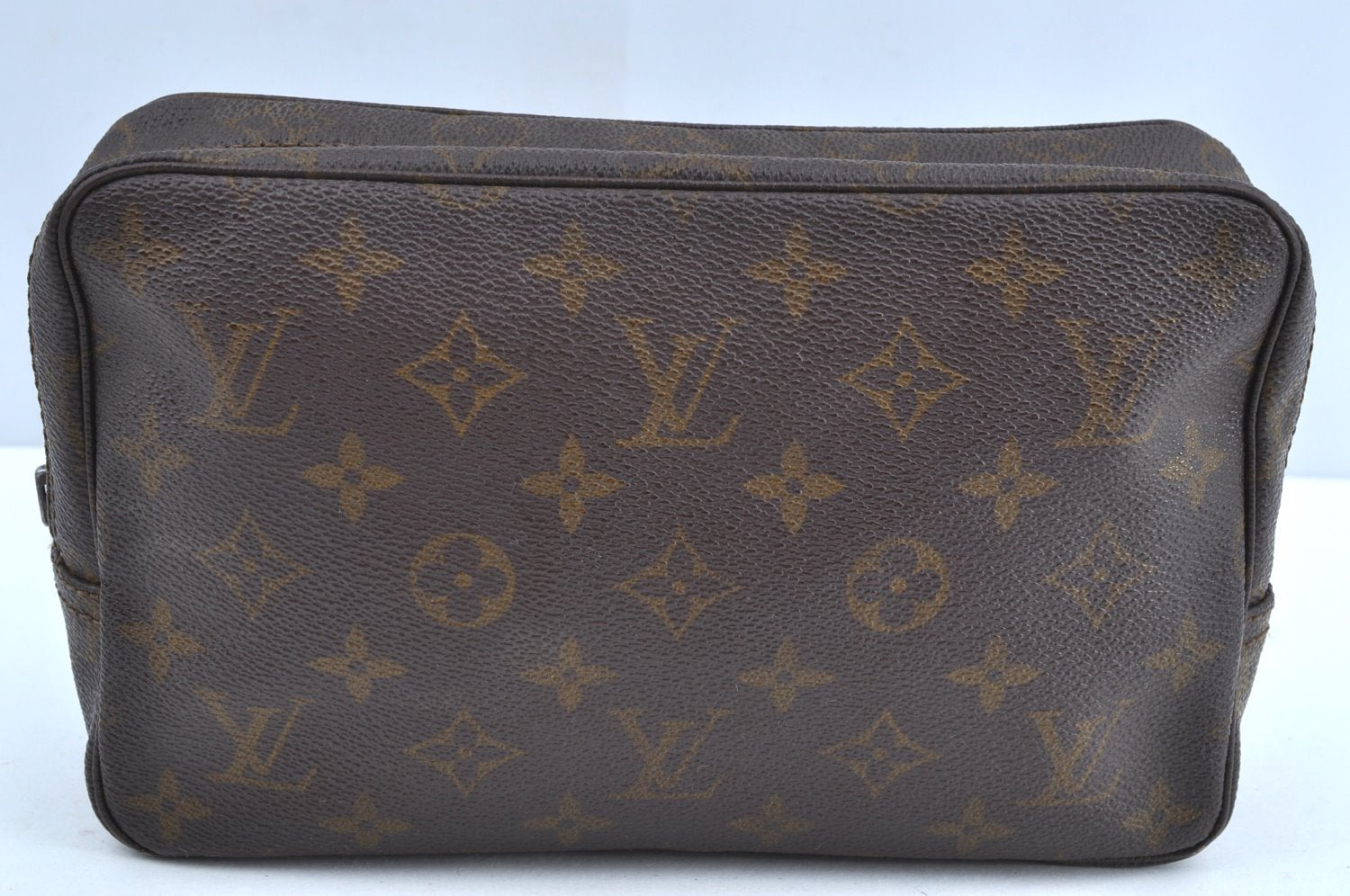 Auth Louis Vuitton Monogram Trousse Toilette 23 Clutch Bag M47524 Junk K5227