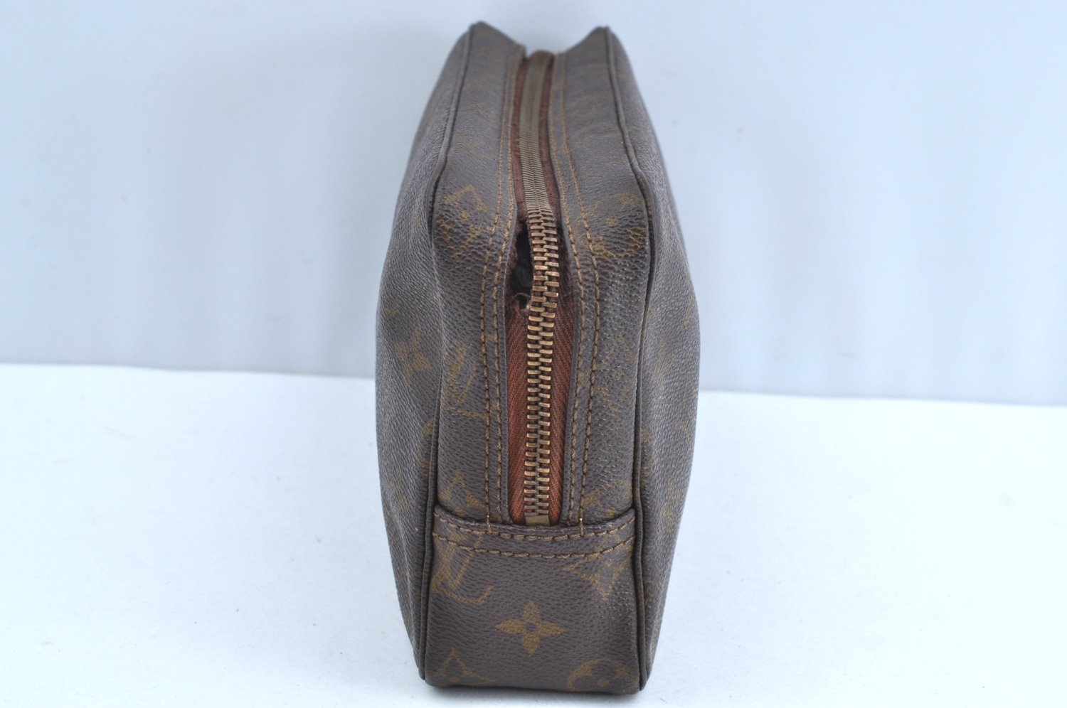 Auth Louis Vuitton Monogram Trousse Toilette 23 Clutch Bag M47524 Junk K5227