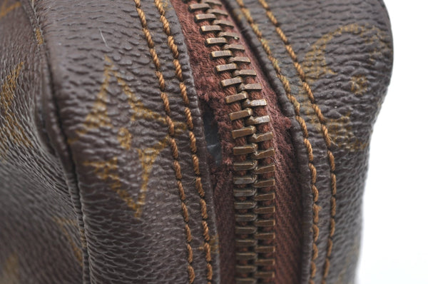 Auth Louis Vuitton Monogram Trousse Toilette 23 Clutch Hand Bag Old Model K5228