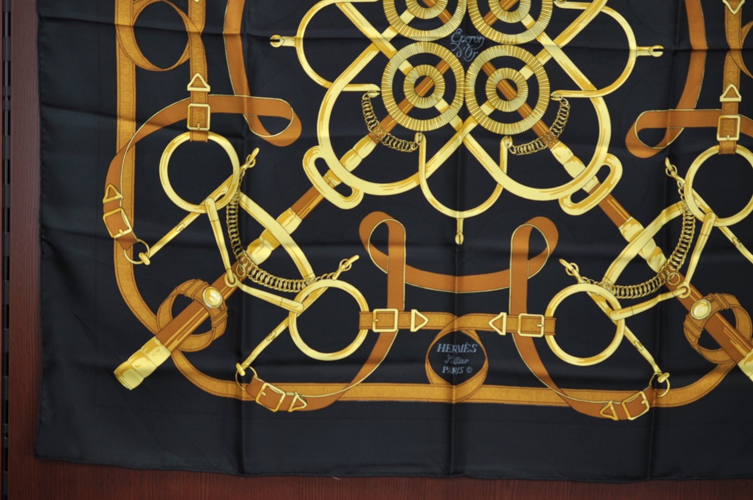 Authentic HERMES Carre 90 Scarf 