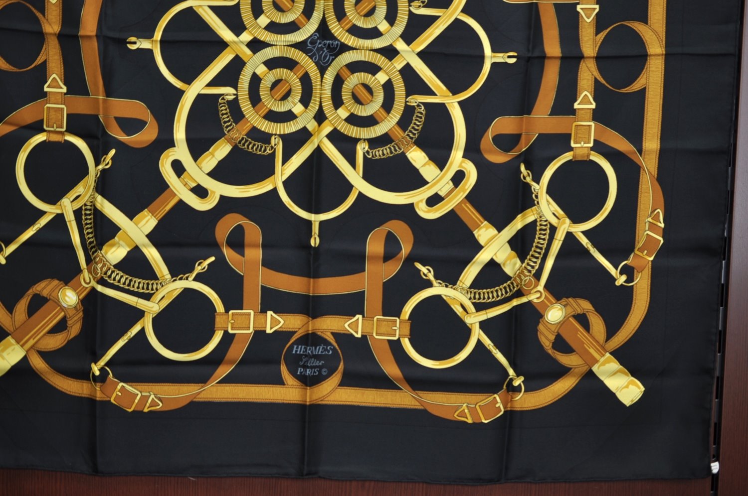 Authentic HERMES Carre 90 Scarf 