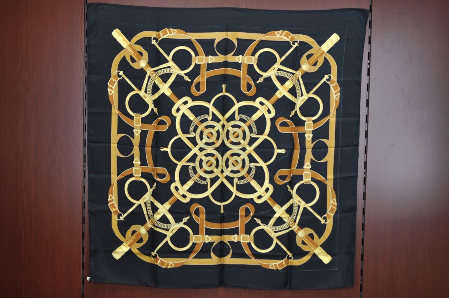 Authentic HERMES Carre 90 Scarf 