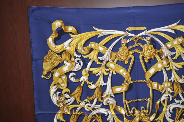 Auth HERMES Carre 90 Scarf "LE MORS ”A LA CONETABLE" Silk Navy Blue Box K5235