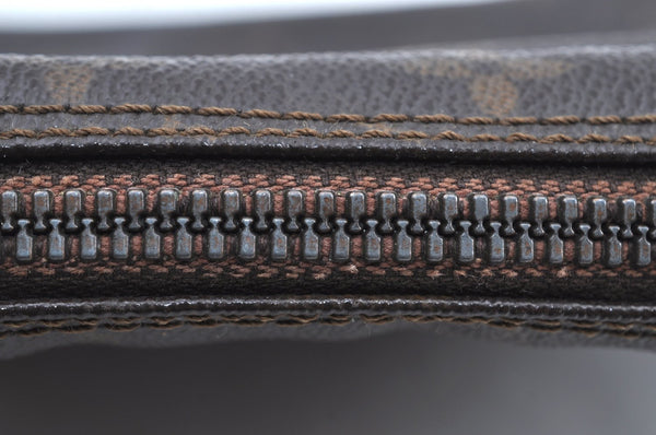 Auth Louis Vuitton Monogram Trousse Toilette 23 Clutch Hand Bag M47524 LV K5247