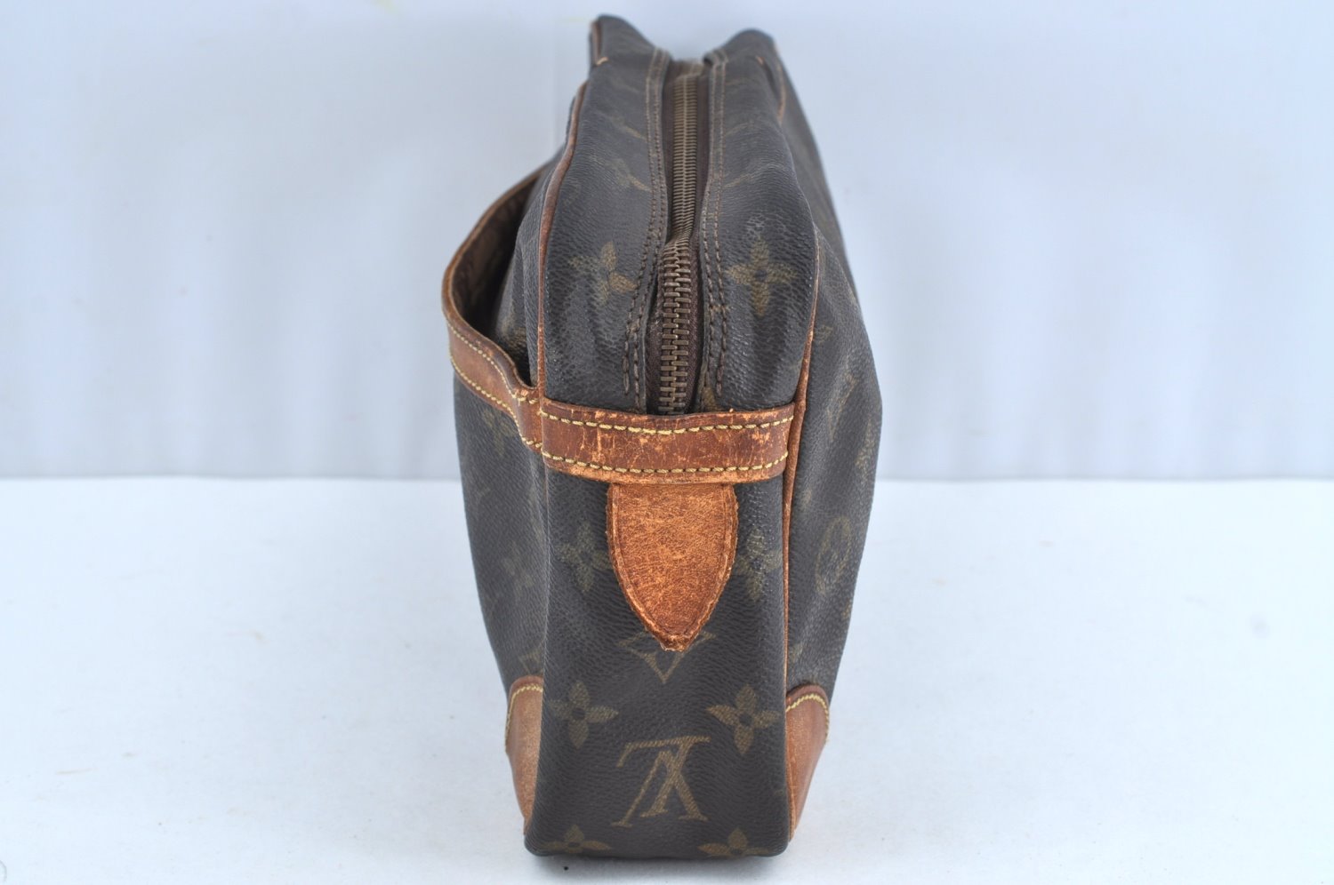 Authentic Louis Vuitton Monogram Compiegne 28 Clutch Hand Bag M51845 LV K5248