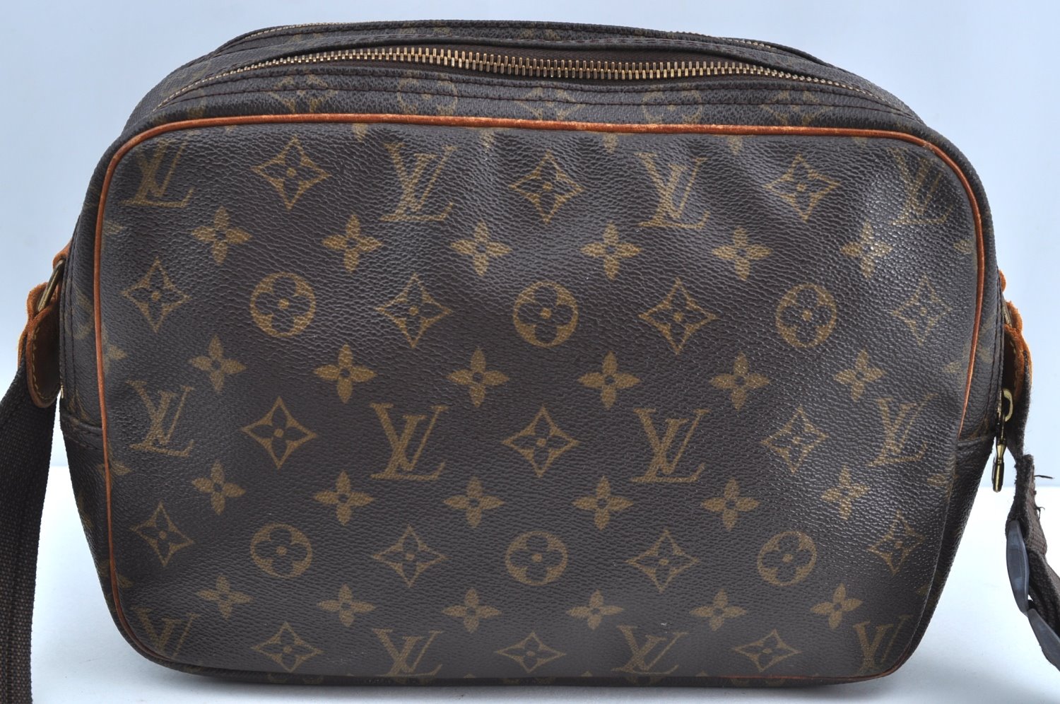 Authentic Louis Vuitton Monogram Reporter PM Shoulder Cross Bag M45254 LV K5250
