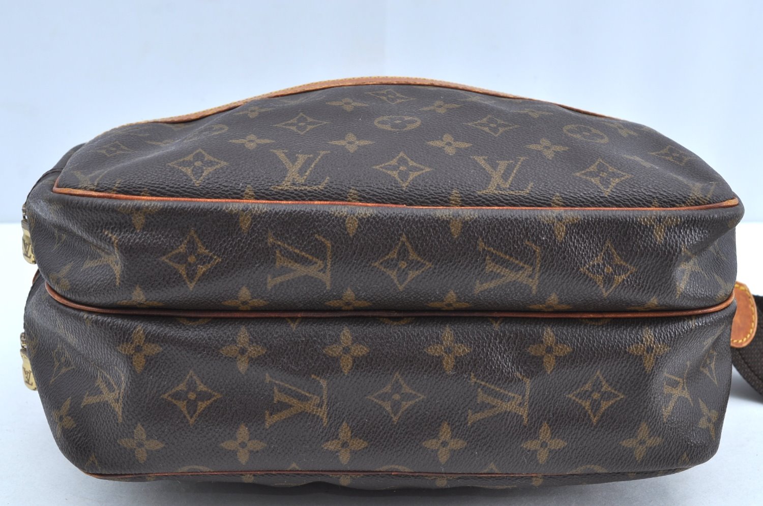 Authentic Louis Vuitton Monogram Reporter PM Shoulder Cross Bag M45254 LV K5250