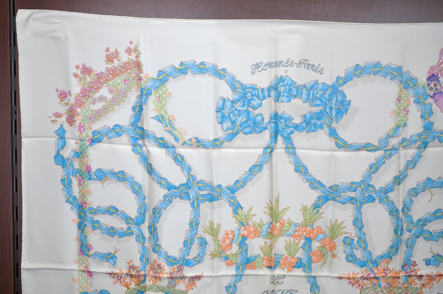 Authentic HERMES Carre 90 Scarf 