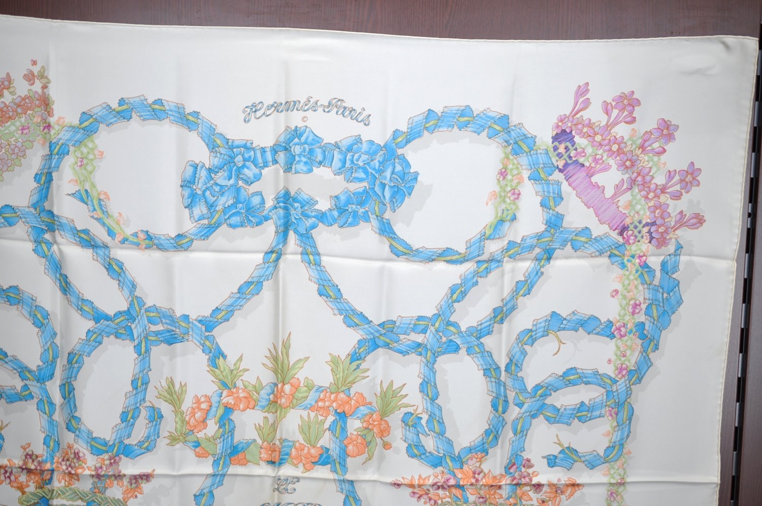 Authentic HERMES Carre 90 Scarf 