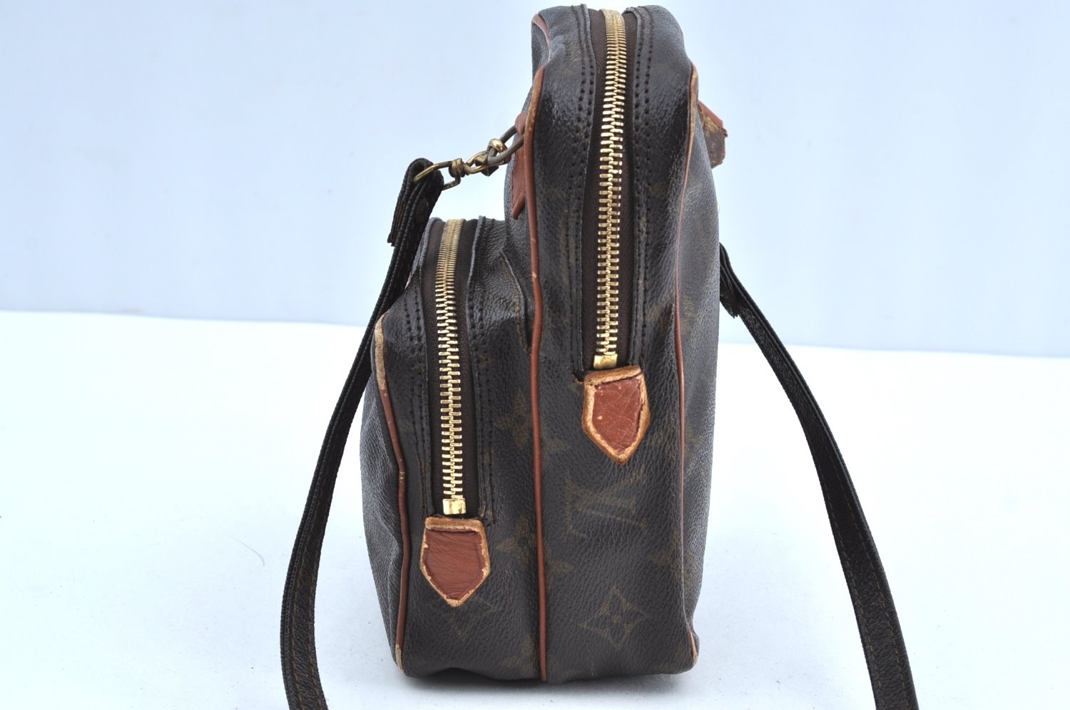 Auth Louis Vuitton Monogram Mini Amazone Shoulder Cross Bag Old Model Junk K5259